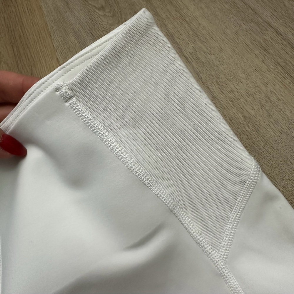 Athleta Stay Fly 7/8 Tight Legging in White - Picture 6 of 6